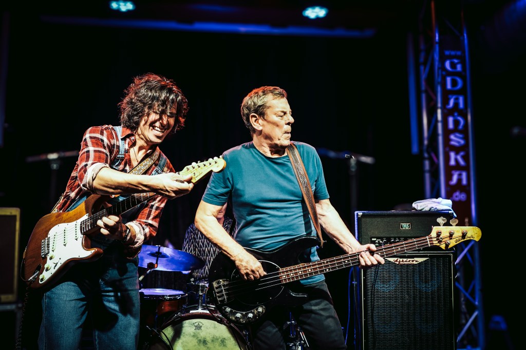 Band of Friends – Gerry McAvoy, Brendan O’Neil, Davy Knowles – “Gdanska” – Oberhausen,&nbsp;2024